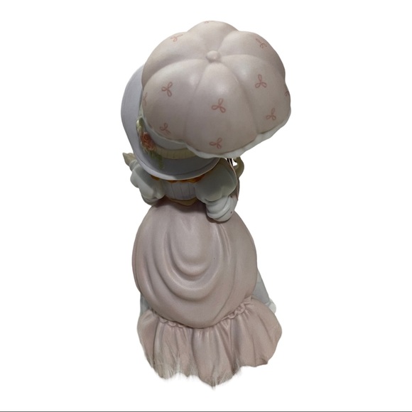 ✨PRECIOUS MOMENTS ALWAYS VICTORIAN DOLL HOPE IS REVEALED THROUGH GOD’S WORD! NIB - Picture 3 of 9